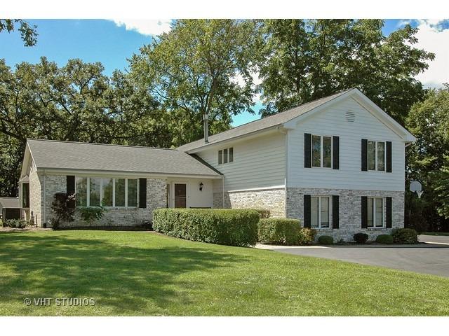16N476 Penny Rd., Barrington Hills, IL 60010