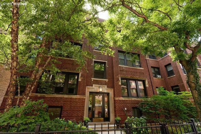 657 W Bittersweet Pl. #2W, Chicago, IL 60613