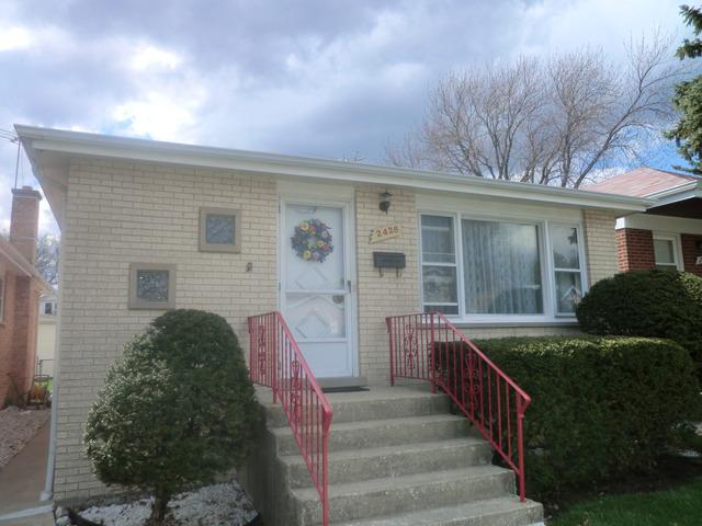 2426 Westover Ave., North Riverside, IL 60546
