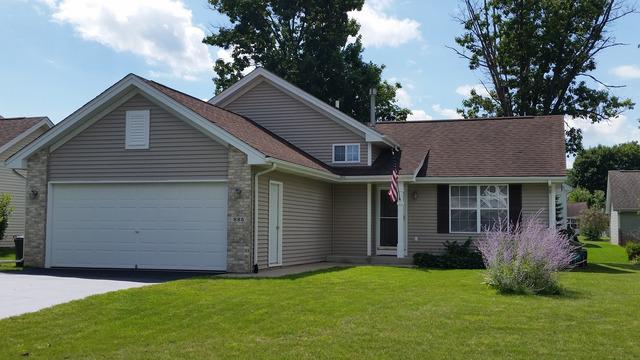 885 Needle Point Dr., Machesney Park, IL 61115