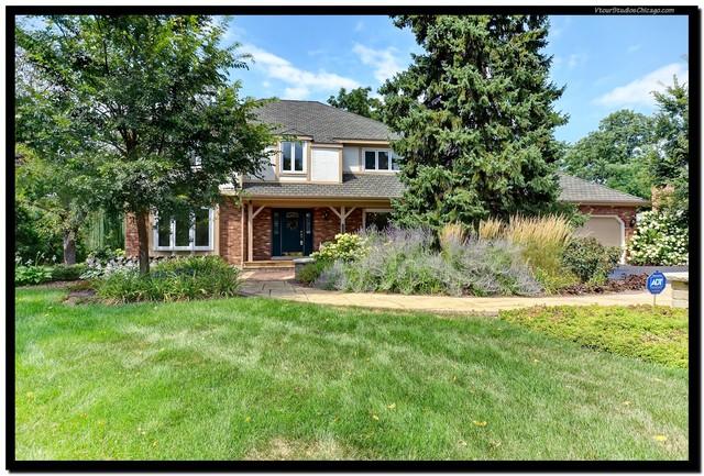 8248 Cambridge Ct., Downers Grove, IL 60516