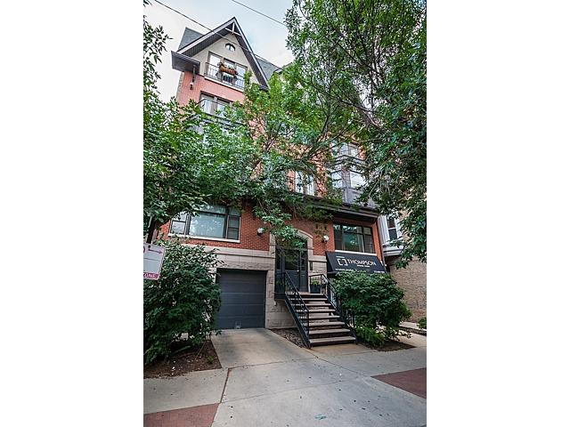 1122 W Armitage Ave. #202, Chicago, IL 60614