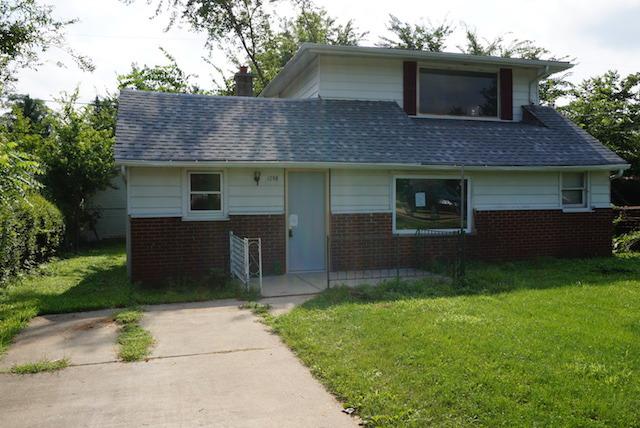 1208 S Union St., Aurora, IL 60505