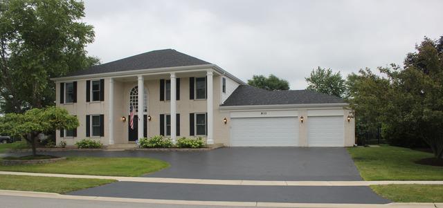 811 Heatherstone Dr., Schaumburg, IL 60173