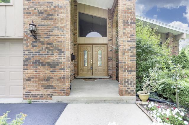 839 9th Ave., La Grange, IL 60525