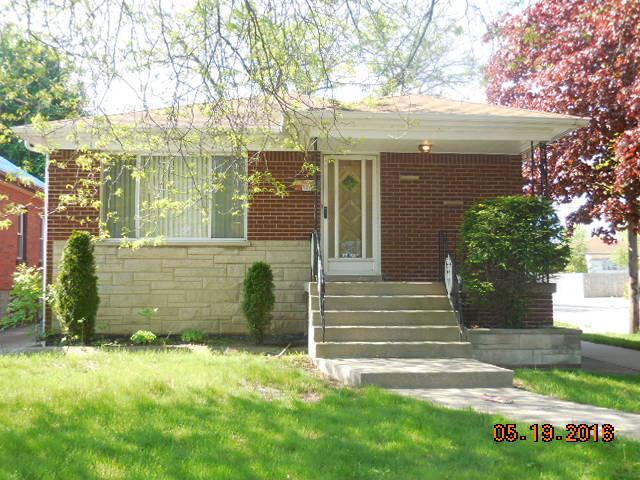 447 156th St., Calumet City, IL 60409
