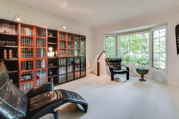 8S321 Hampton Cir., Naperville, IL 60540