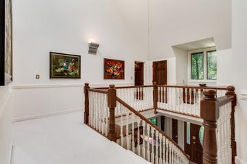 8S321 Hampton Cir., Naperville, IL 60540