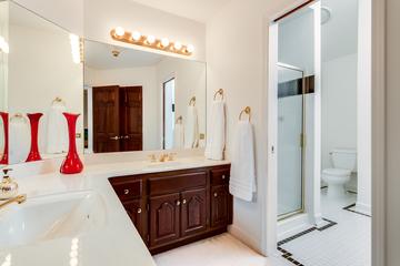 8S321 Hampton Cir., Naperville, IL 60540