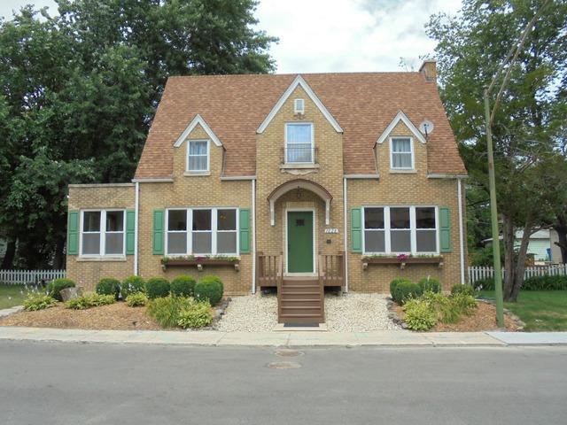 1628 W Beverly Glen Pkwy., Chicago, IL 60643