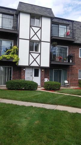 9453 Bay Colony Dr. #3E, Des Plaines, IL 60016