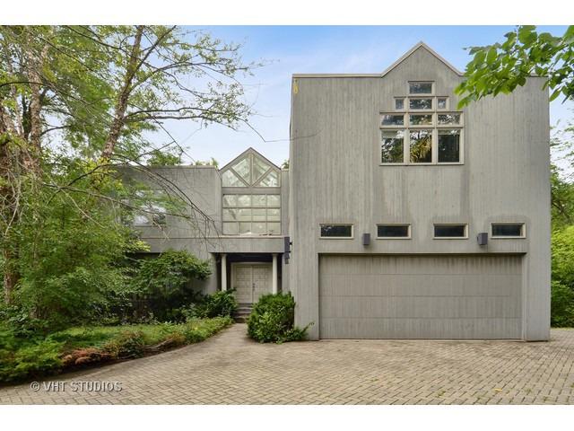 520 Voltz Rd., Northbrook, IL 60062