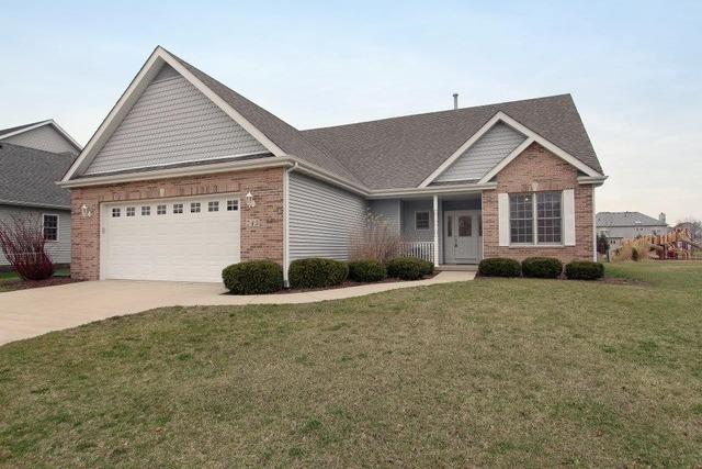 745 Arrowhead Dr., Yorkville, IL 60560