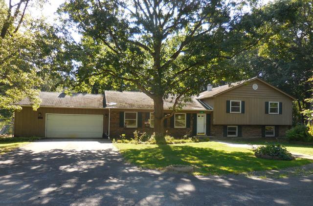 24409 S Laura Ln., Crete, IL 60417