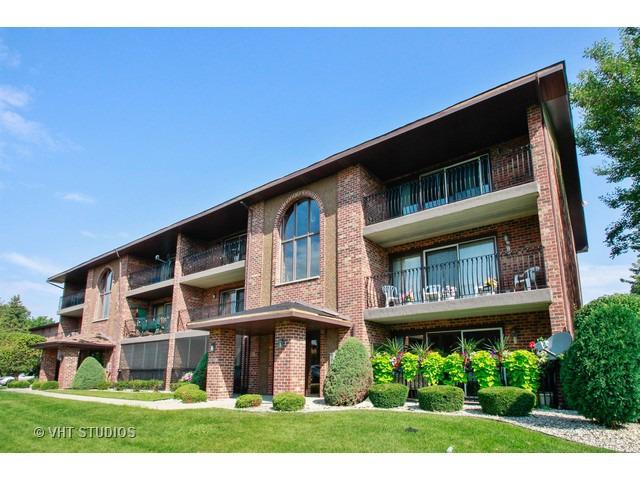 8204 Millstone Dr. #71C, Palos Hills, IL 60465