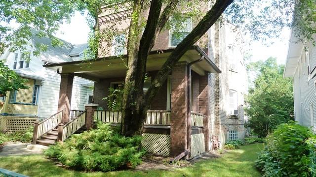2030 W Estes Ave., Chicago, IL 60645