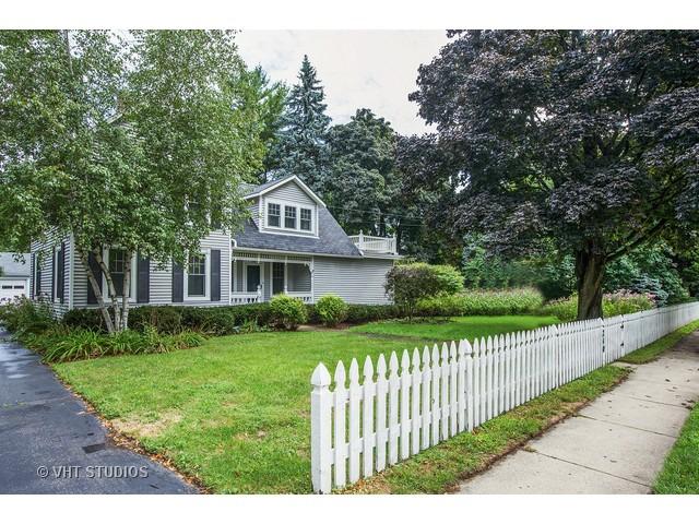 240 E Terra Cotta Ave., Crystal Lake, IL 60014
