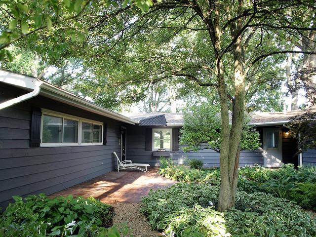 132 Grace Ln., Barrington, IL 60010
