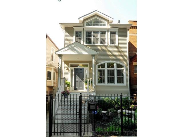 1245 W Victoria St., Chicago, IL 60660