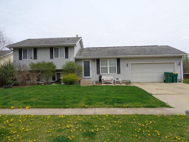 1328 William St., Sycamore, IL 60178