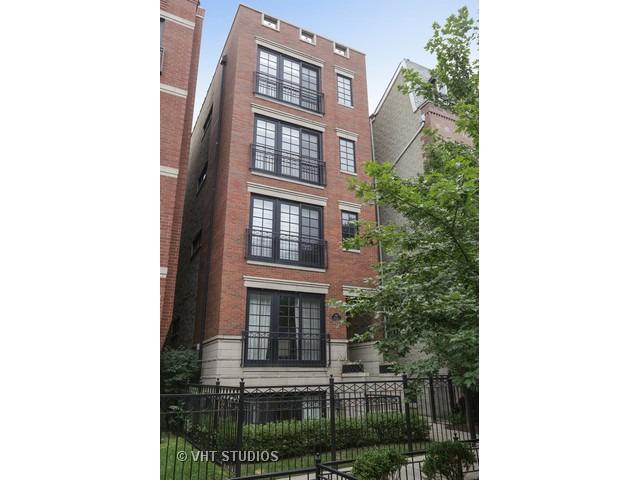 859 W Buckingham Pl. #4, Chicago, IL 60657