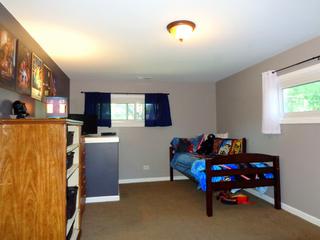 952 Carr St., Elgin, IL 60123