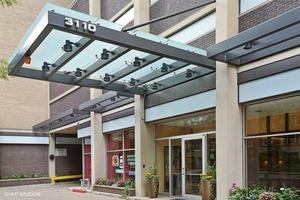 3110 N Sheridan Rd. #807, Chicago, IL 60657