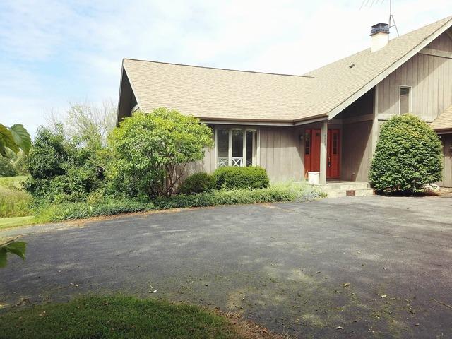 6002 Pleasant Hill Rd., Crystal Lake, IL 60012
