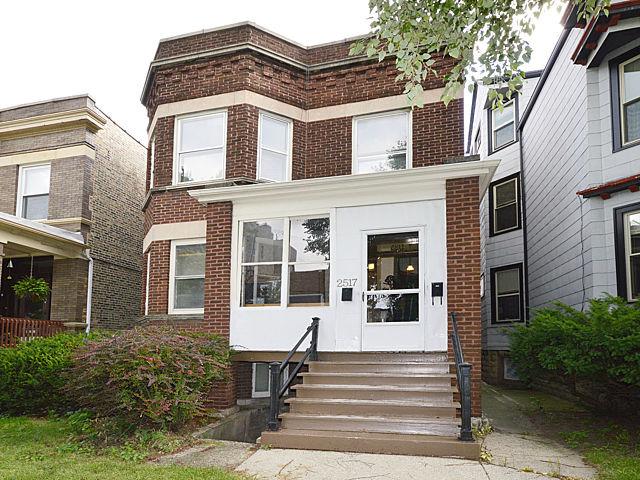 2517 W Argyle St., Chicago, IL 60625