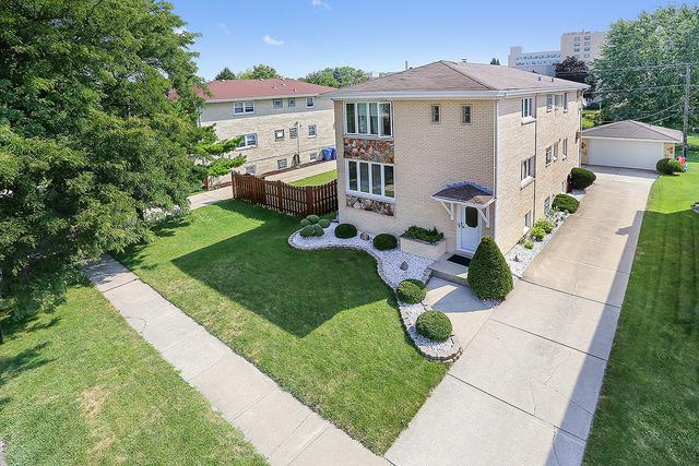 9417 S Kenton Ave., Oak Lawn, IL 60453