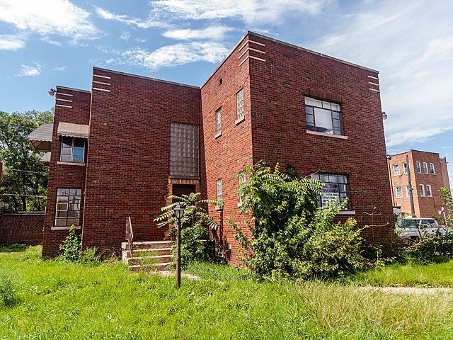 11570 S Front Ave., Chicago, IL 60628
