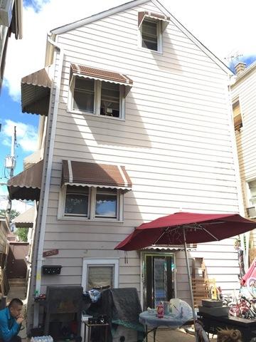[Address Hidden by Seller], Chicago, IL 60609