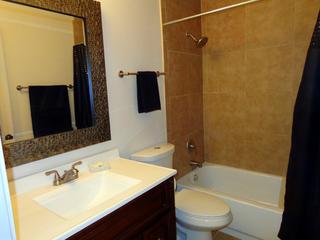 1303 Springwood Dr. #A2, Schaumburg, IL 60193