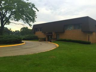 1303 Springwood Dr. #A2, Schaumburg, IL 60193