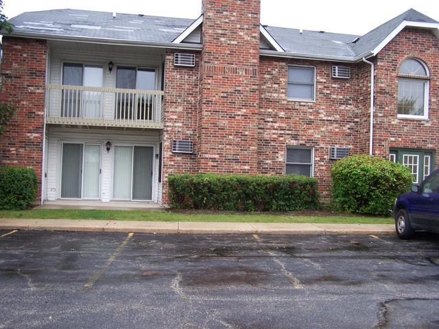 4407 W Shamrock Ln. #1C, Mchenry, IL 60050