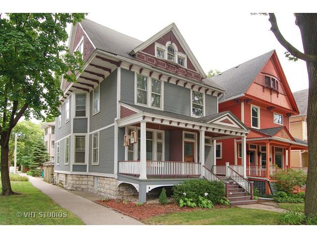 300 S Oak Park Ave., Oak Park, IL 60302
