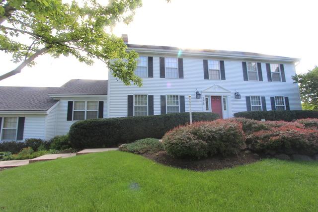 502 Ellen Ct., Woodstock, IL 60098