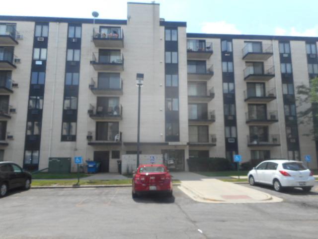 9128 W Terrace Dr. #6M, Niles, IL 60714