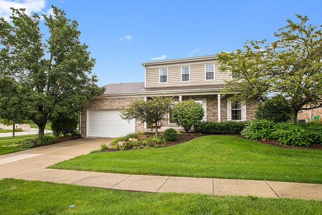2 Hilltop Ct., Lemont, IL 60439