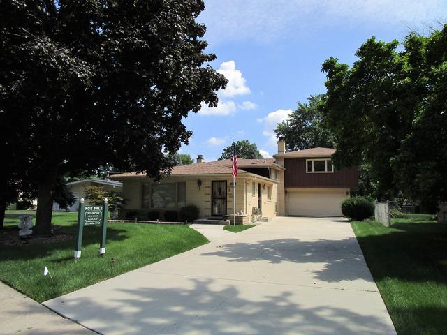 8835 Natoma Ave., Oak Lawn, IL 60453
