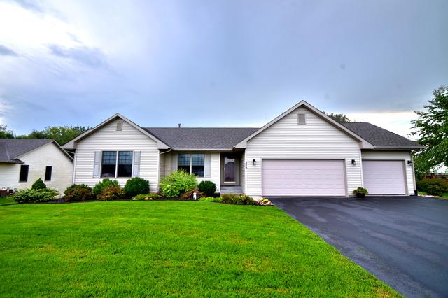 384 Golden Eagle Bend, Machesney Park, IL 61115