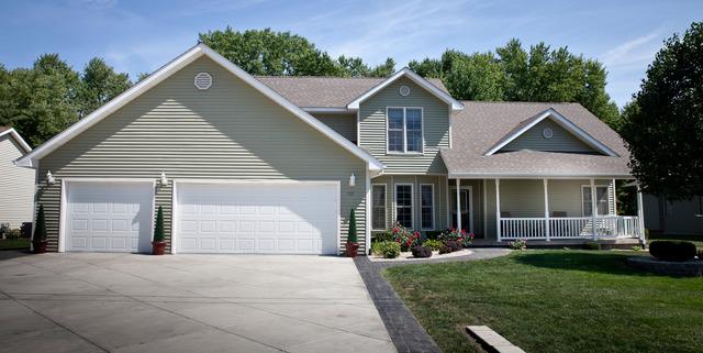 335 N Blackstone Ave., Amboy, IL 61310