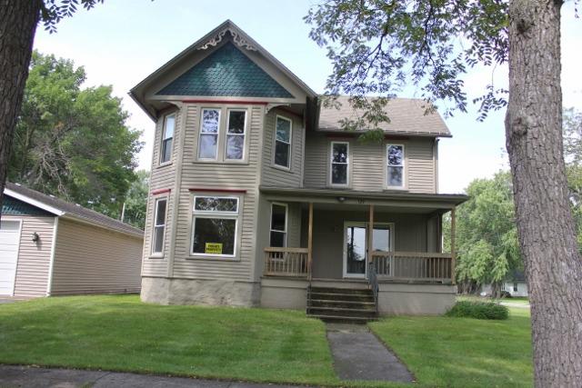 129 Vine St., Piper City, IL 60959