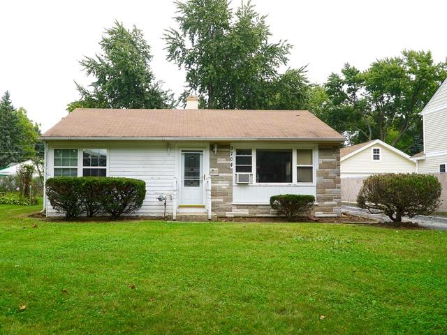 3704 Meadow Dr., Rolling Meadows, IL 60008