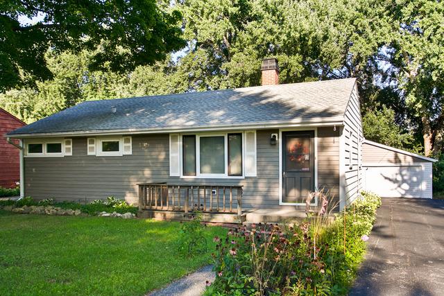 7406 Redwood St., Crystal Lake, IL 60014