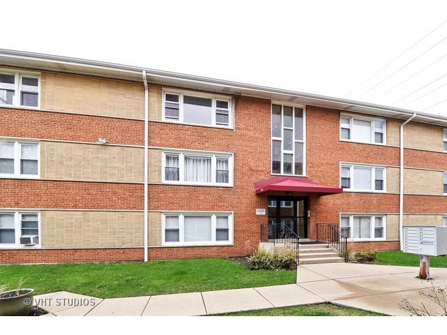 301 Bluff Ave. #3W, La Grange, IL 60525