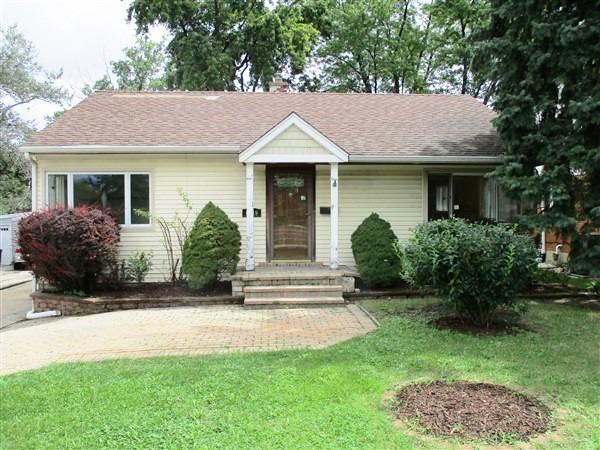 4449 Belmont Rd., Downers Grove, IL 60515