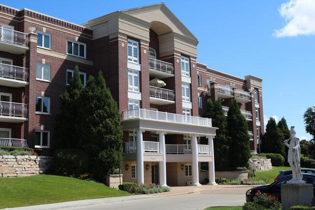 7011 W Touhy Ave. #307, Niles, IL 60714