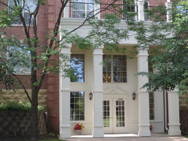 3125 Town Square Dr. #203, Rolling Meadows, IL 60008