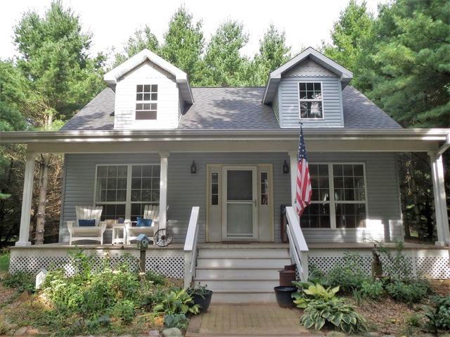 1320 Sleepy Hollow Rd., Amboy, IL 61310